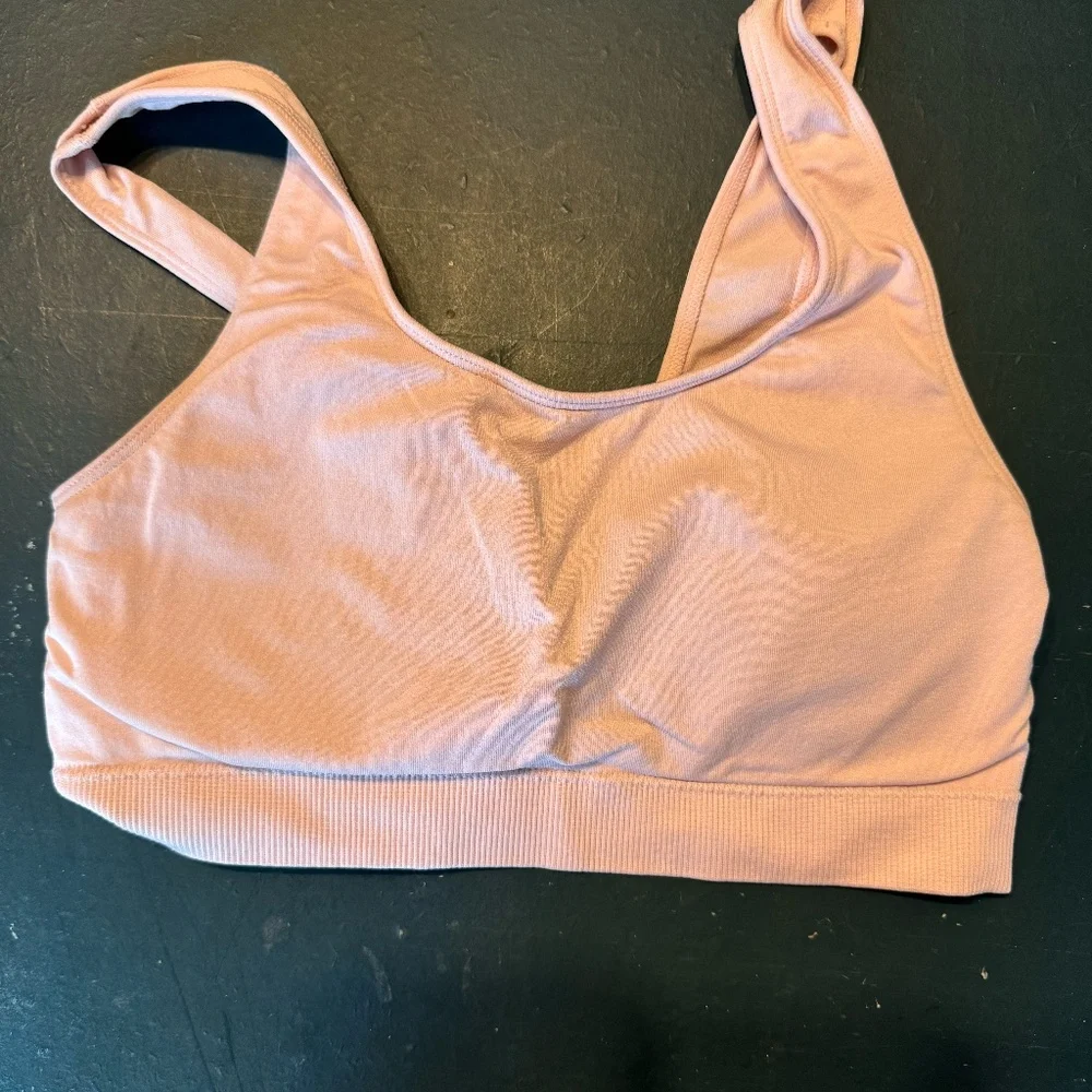 Women's Sports Bras - Picture 6 of 10